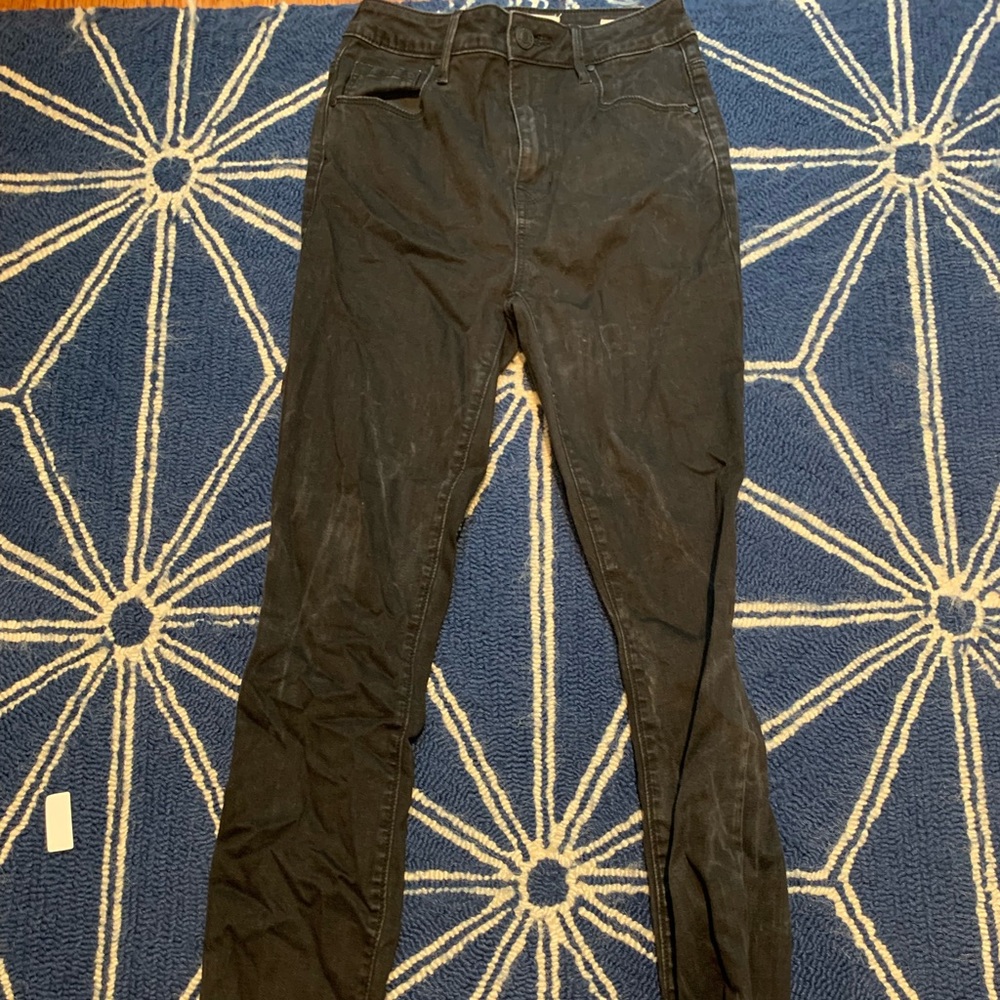 Black skinny jeans